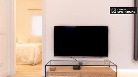 madrid, Community of Madrid 28008 - Photo 3