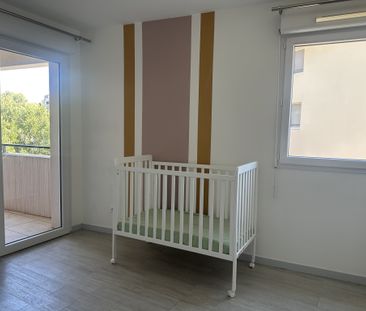 Location Appartement 4 pièces 72m² MARSEILLE 14ème - Photo 5