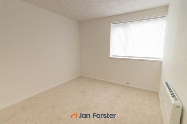 2 Bedroom Flat - Ground Floor - Photo 1