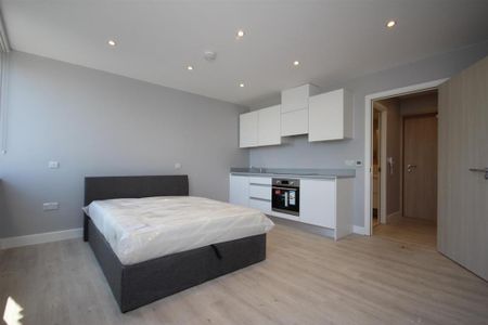 Studio to rent - Photo 4