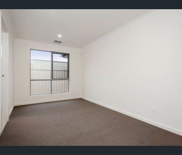 Charming Family Home in Prime Flinders Park Location - Photo 1