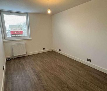 E Castleton Court, Castleton Drive, Newton Mearns, G77 - Photo 3