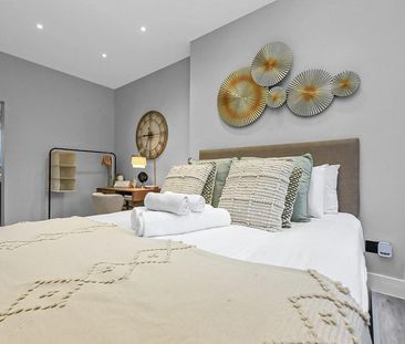 High Street - Photo 6