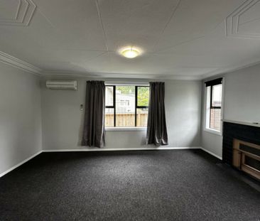 A refreshed decor and easy location! - Photo 1