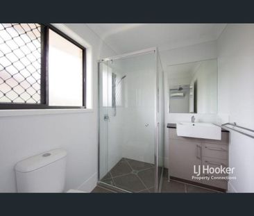 12 Moyston Street, Carseldine, Qld 4034 - Photo 6
