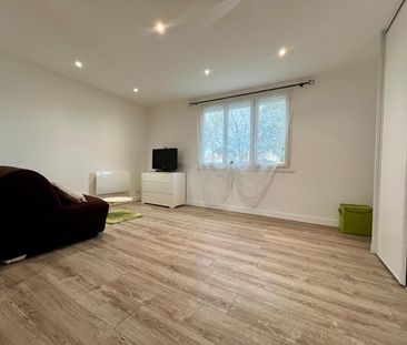 Location Maison 1 pièce 28m² ST SEBASTIEN SUR LOIRE 44230 - Photo 3