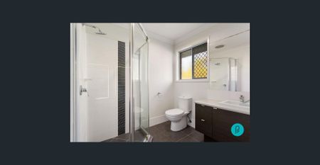 4-BED 2 BATH FAMILY HOME IN BUNDAMBA - Photo 4