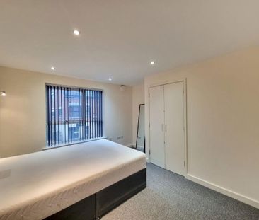 2 bedroom flat to rent - Photo 3