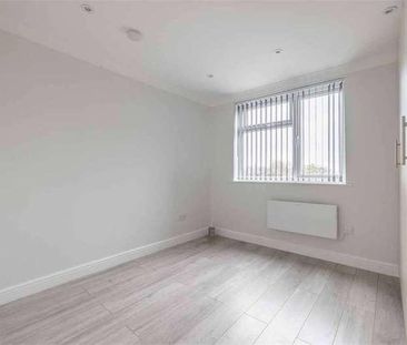 Farnham Road, Slough, SL1 - Photo 6