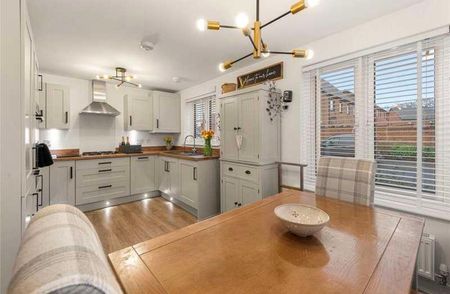 Marion Avenue, Sleaford, NG34 - Photo 2