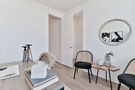 For Lease - 18 Berczy Manor Crescent, Markham, Ontario - Photo 2