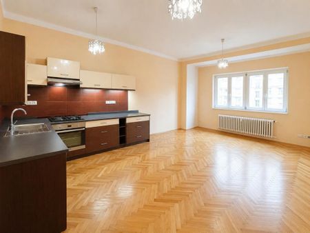Pronájem bytu 4+kk 96 m2 - Fotografie 2