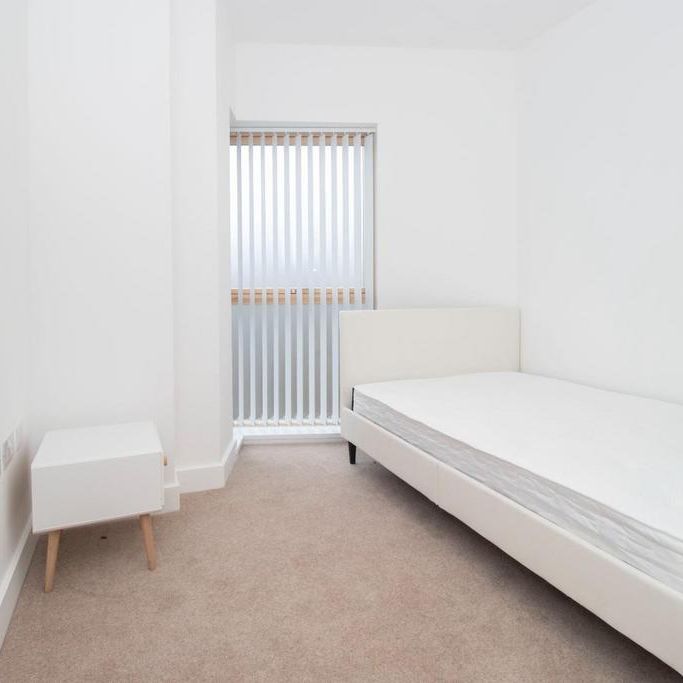 3 bedroom flat to rent - Photo 1