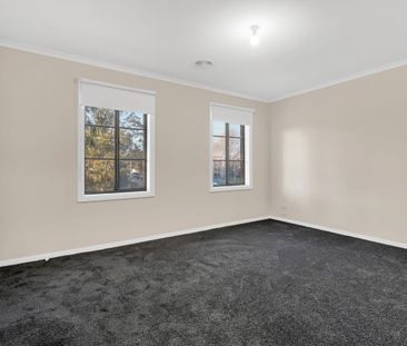 Spacious & convenient living in the heart of Preston - Photo 2