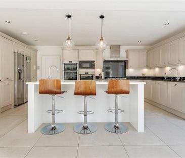 3 bedroom detached house to rent - Photo 5