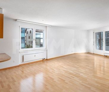 Gepflegte 4.5-Zimmer-Wohnung im Herzen von Einsiedeln zu mieten - Foto 3