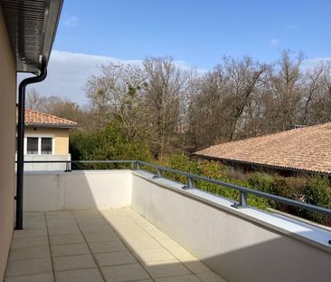 Location Appartement 2 pièces 45m² - Photo 4