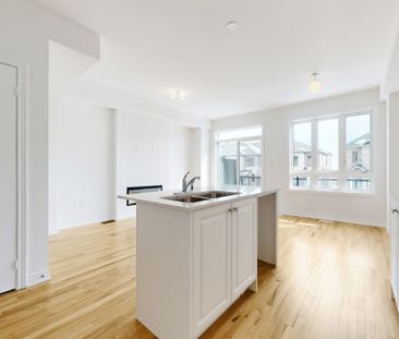 For Lease - 2949 Starlight Drive, Pickering, Ontario - Photo 5