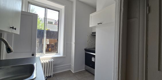 3 1/2 à Louer – 4088 Av. Du Parc - Photo 3