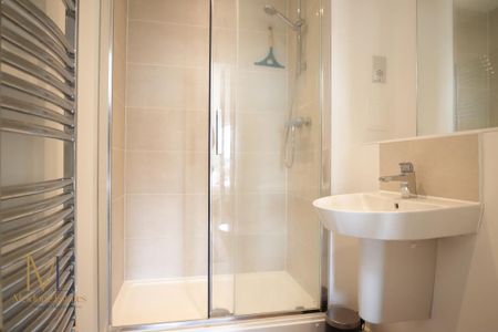 2 bedroom ground floor flat to rent - Photo 4