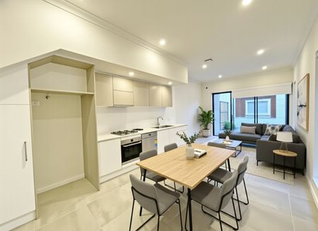 24 Golfer Walkway, Blacktown - Photo 2