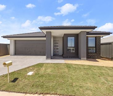 Brand new four bedroom home – Wonderful Lucas location! - Photo 1