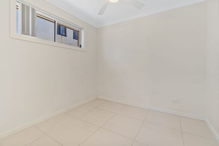 Two-bedroom Granny flat with Air conditioning - Photo 2