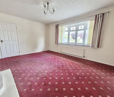 4 bedroom detached bungalow to rent - Photo 1