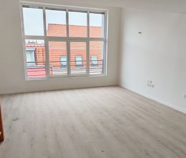 Location Appartement 1 pièce 46m² ROUBAIX 59100 - Photo 1