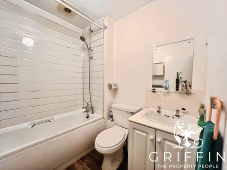 London Road, Grays, RM17 - Photo 4