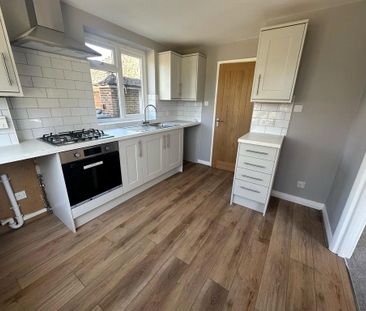 3 bedroom detached house to rent - Photo 2