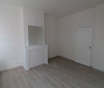 Location Appartement 1 pièce 39m² - Photo 2