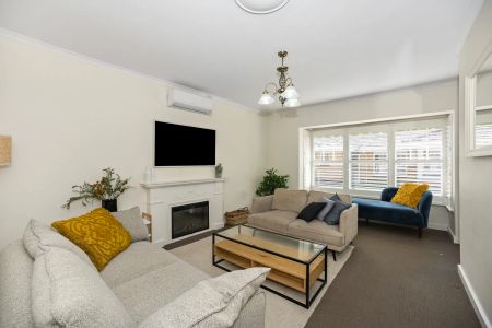 Fully Furnished Unit Close to the Heart of Glenelg - Photo 5