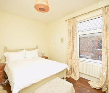 2 bedroom terraced house to rent - Photo 3