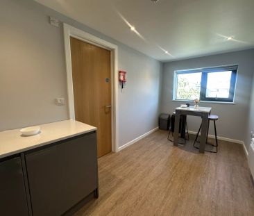 Two Bed Apartment - Photo 2