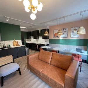 Brand new amazing Co-Living Home in SE London Room B - Photo 2