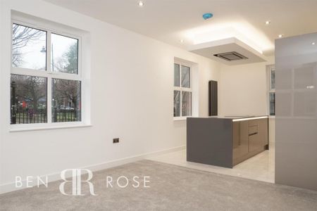 2 bedroom apartment to rent - Photo 3
