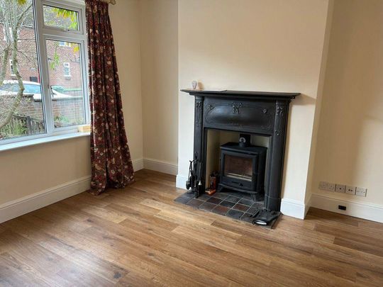 3 bedroom semi-detached house to rent - Photo 1