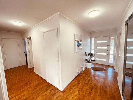 Fully Furnished 4 Bedroom House in Remuera - Photo 5