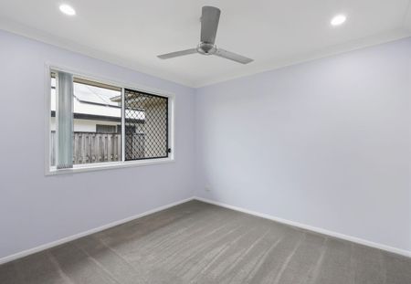 Family home just minutes from Bucasia Beach! - Photo 4