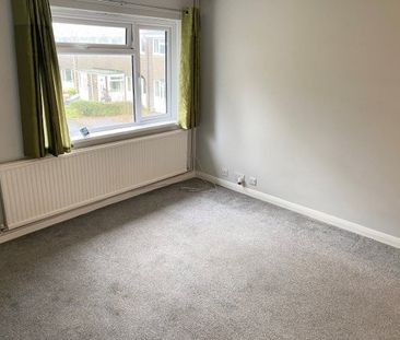 Hoe Lane, North Baddesley - Photo 5