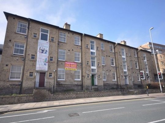 1 Bed - Tudor House, Kirkgate, Town Centre, Huddersfield - Photo 1