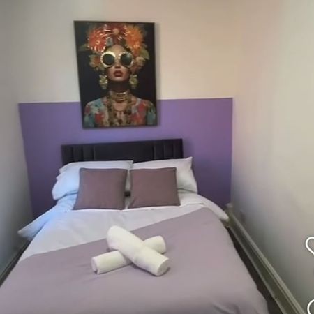 4 Bed Semi-Detached House, Molyneux Road, L6 - Photo 3