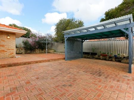 10 Sprigg Place, Booragoon - Photo 4