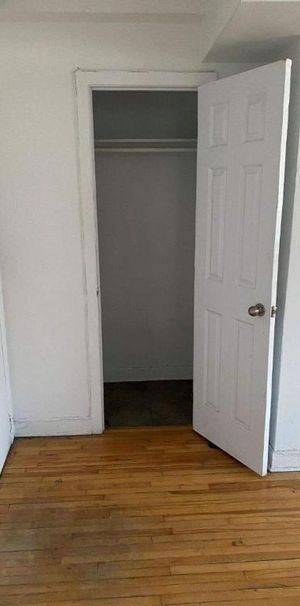 3.5 près station métro Honoré-Beaugrand - Photo 1