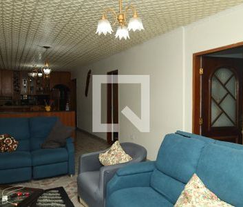 Casa para alugar com 120m², 3 quartos e 6 vagas - Photo 1