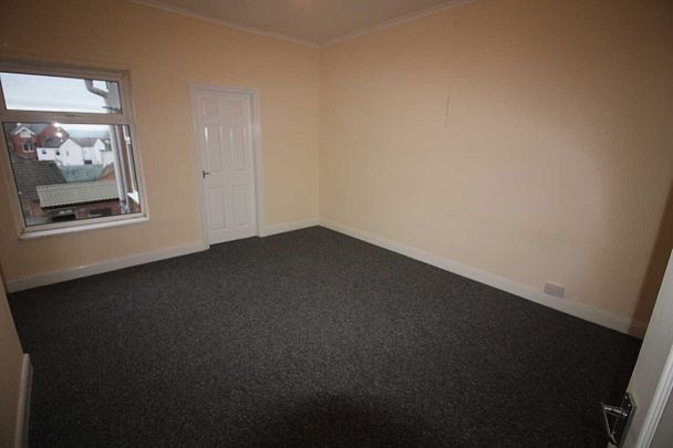 2 bed Semi-detached House - Photo 1