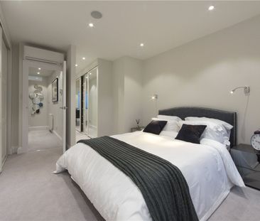 Marlborough Place, St John's Wood, London, NW8 0PL - Photo 2