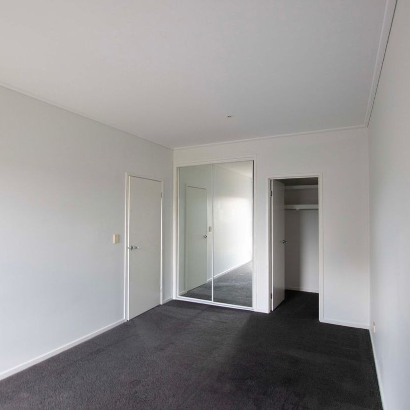 4/3 Mill Park Drive, Mill Park, VIC 3082 - Photo 1