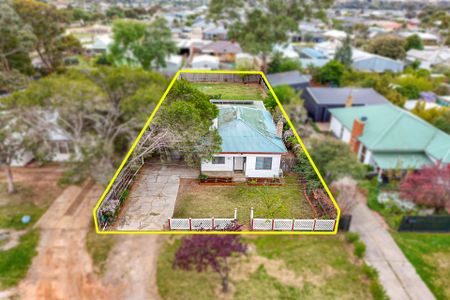 Family Home Located a Short Drive to the Bacchus Marsh Township. - Photo 2